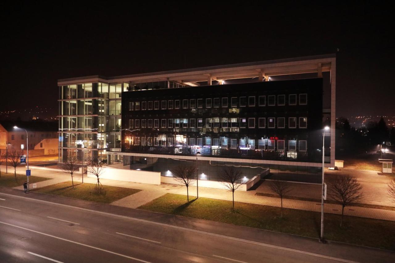 Apartment Dajak Centar Banyaluka Dış mekan fotoğraf